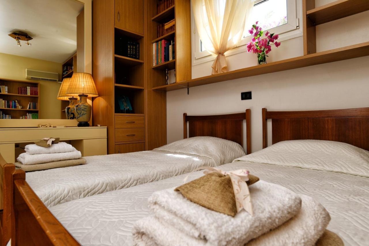 Luxurious Villa By The Sea Posidhonia  Ngoại thất bức ảnh